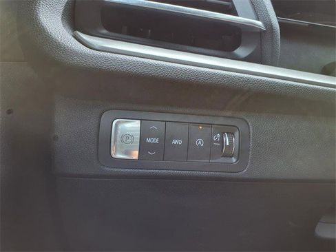 Certified 2025 Chevrolet Traverse LT image 13