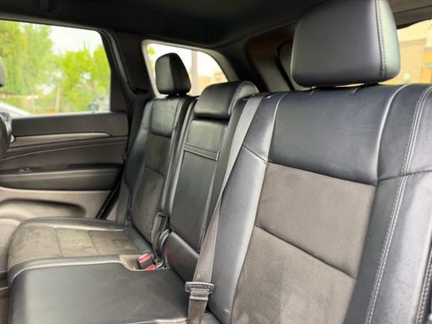 Used 2018 Jeep Grand Cherokee Altitude RWD image 12