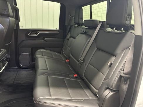 Used 2024 GMC Sierra 3500 Denali w/ Denali Reserve Package AWD/4WD image 12