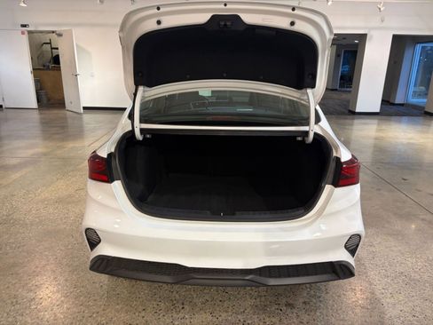 Used 2024 Kia Forte LXS image 29