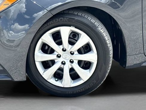 Used 2023 Toyota Corolla LE FWD image 46
