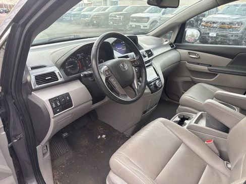 Used 2017 Honda Odyssey EX-L image 10