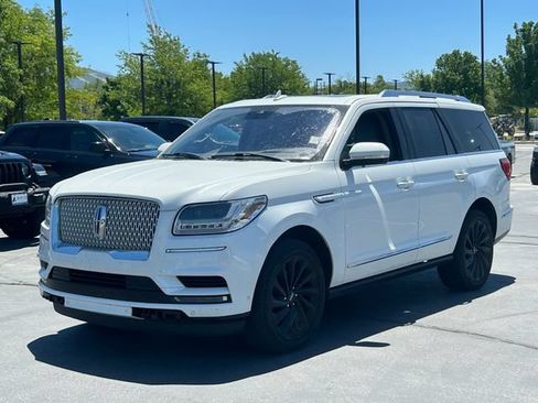Used 2020 Lincoln Navigator Reserve w/ Equipment Group 208A Reserve AWD/4WD image 7