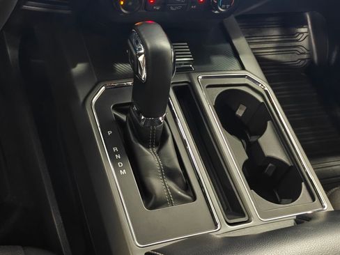 Used 2019 Ford F150 XLT w/ Equipment Group 302A Luxury RWD image 10