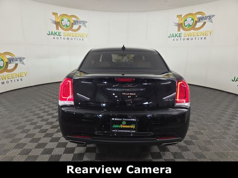 Used 2023 Chrysler 300 Touring w/ Sport Appearance Package RWD image 9