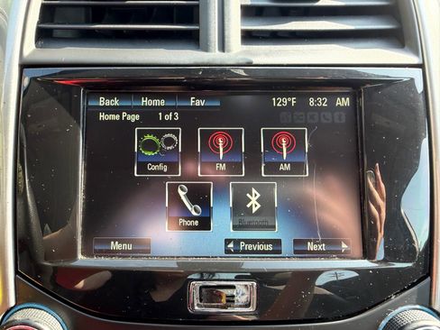 Used 2016 Chevrolet Malibu LT FWD image 38