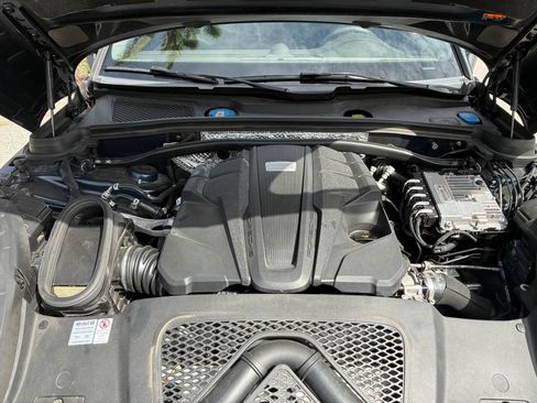 Used 2019 Porsche Macan S AWD/4WD image 20