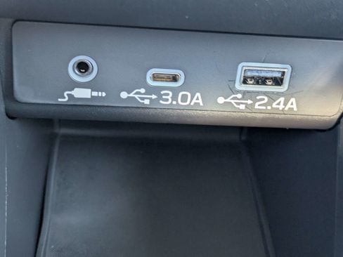 Certified 2025 Subaru Legacy Premium image 21