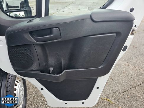 Used 2025 RAM ProMaster 2500 w/ U-Haul Equipment Group FWD image 24