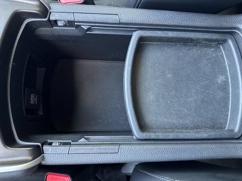 Used 2018 Honda Accord Sport image 32