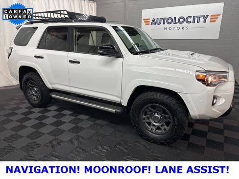 Used 2020 Toyota 4Runner Venture image 1