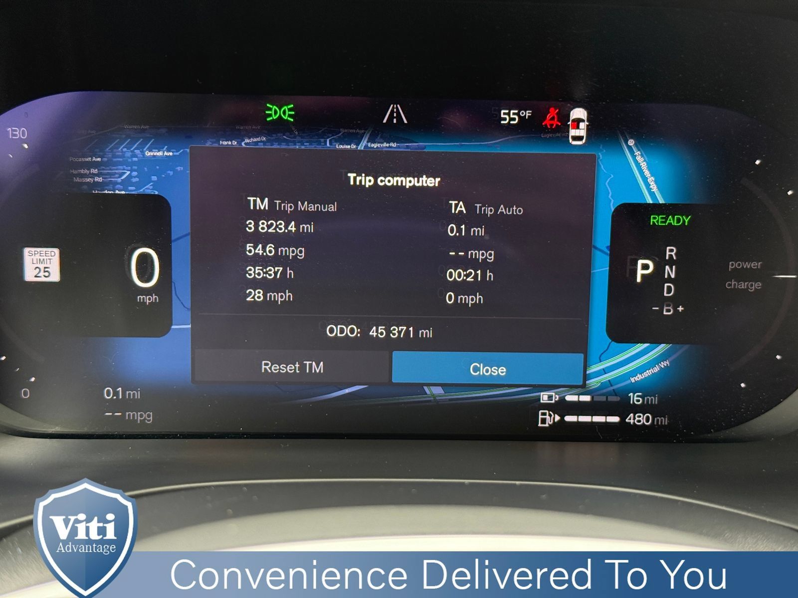 Certified 2024 Volvo XC60 T8 Ultimate AWD/4WD image 33