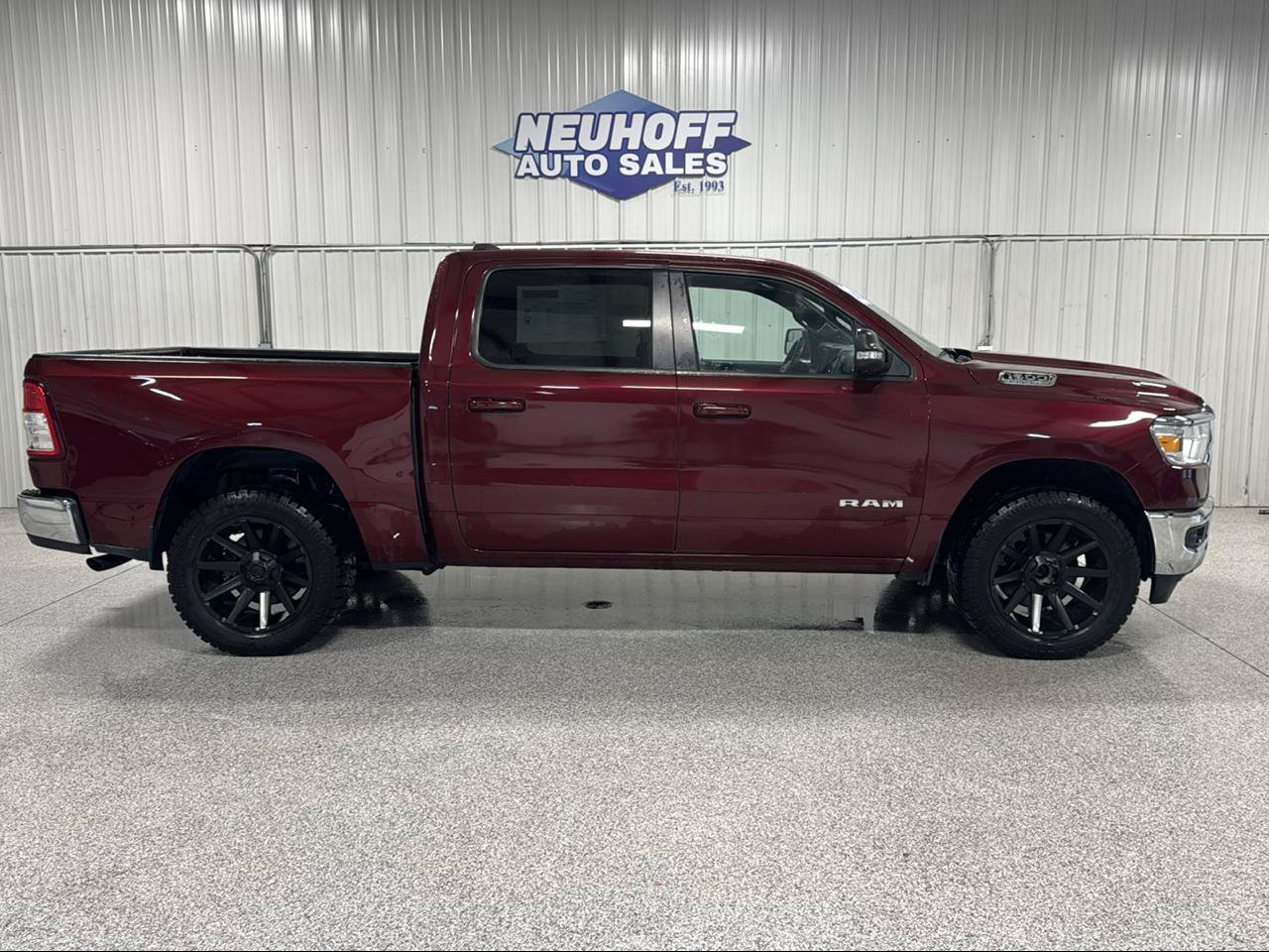 Used 2022 RAM 1500 Big Horn AWD/4WD image 1