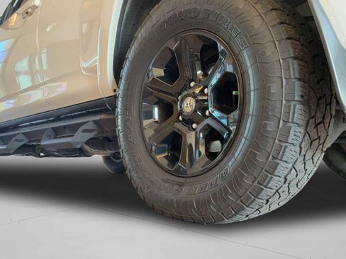 Used 2021 Toyota 4Runner SR5 Premium w/ Moonroof Package RWD image 49