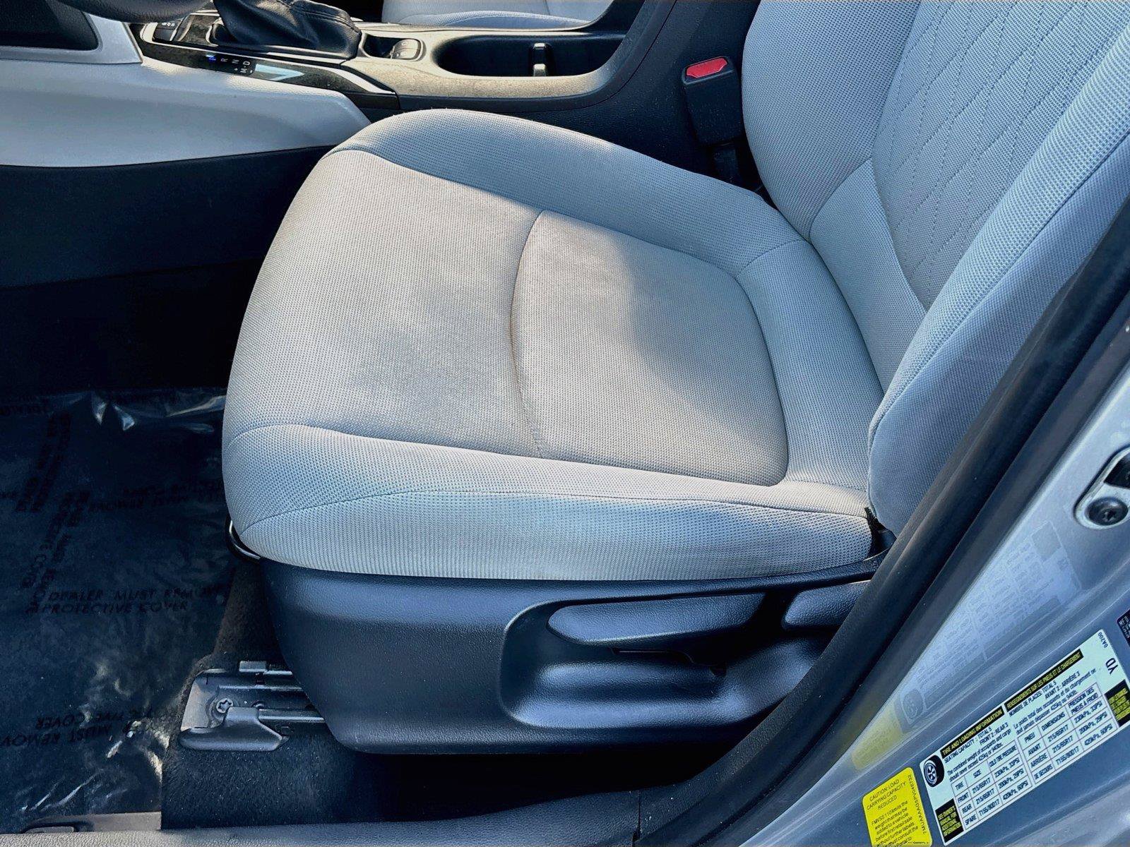 Used 2023 Toyota Corolla Cross L FWD image 18