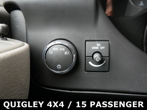 Used 2024 Chevrolet Express 3500 LT w/ LT Preferred Equipment Group image 24