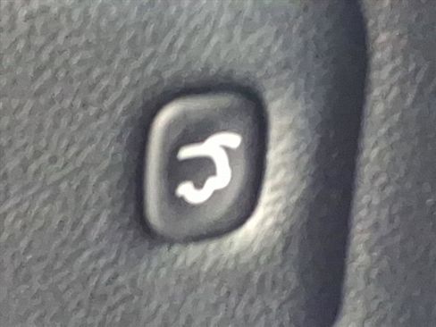 Used 2023 Dodge Durango GT image 35