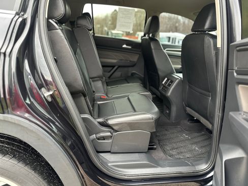 Used 2021 Volkswagen Atlas SE image 23