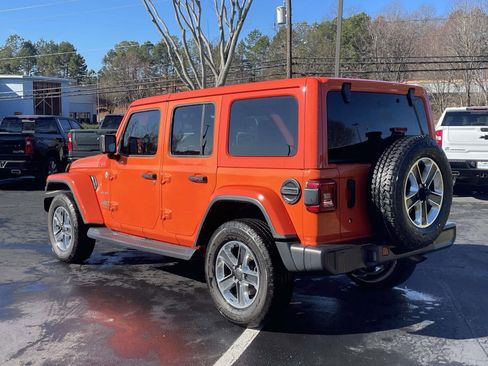 Used 2019 Jeep Wrangler Unlimited Sahara image 7