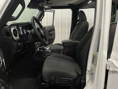 Used 2025 Jeep Wrangler Unlimited Sport S 4xe AWD/4WD image 36