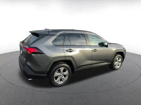 Used 2025 Toyota RAV4 XLE image 15