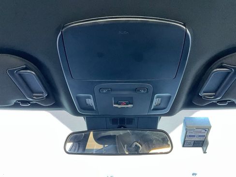 Used 2025 Toyota Camry SE image 16