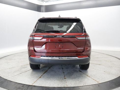 Used 2022 Jeep Grand Cherokee Limited AWD/4WD image 4