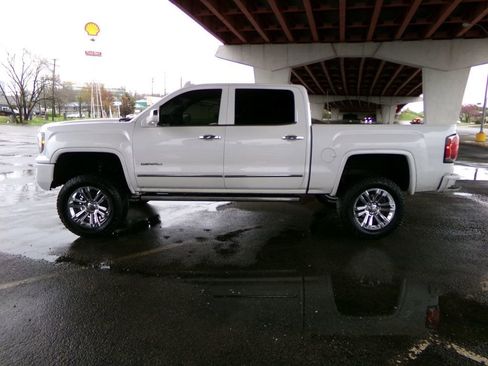 Used 2018 GMC Sierra 1500 Denali w/ Denali Ultimate Package image 1