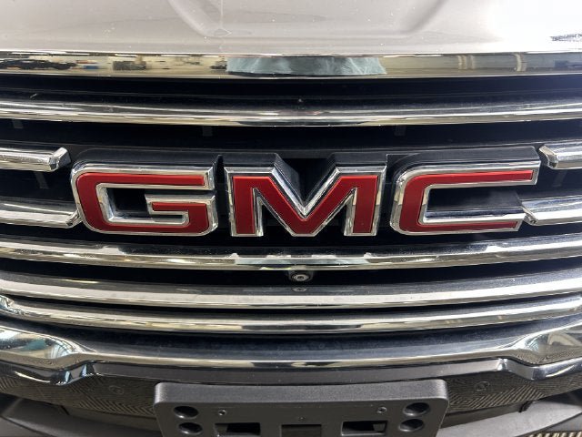 Used 2022 GMC Terrain SLT w/ Tech Package AWD/4WD image 9