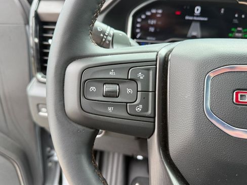 Used 2025 GMC Sierra 1500 AT4 w/ AT4 Premium Package AWD/4WD image 26