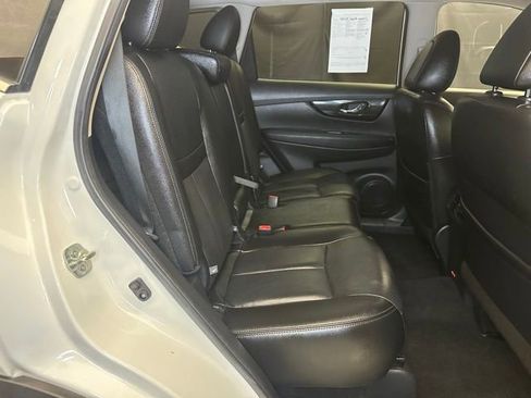 Used 2020 Nissan Rogue SL w/ Premium Package AWD/4WD image 17