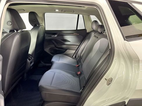 New 2026 Volkswagen Tiguan SE AWD/4WD image 20
