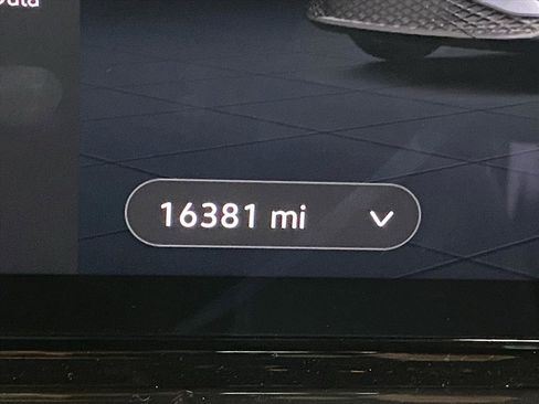 Certified 2023 Volkswagen ID.4 Standard image 16