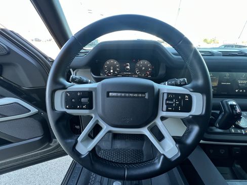 Certified 2023 Land Rover Defender 110 S image 18