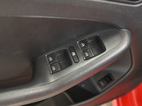 Used 2012 Volkswagen Jetta SE image 15