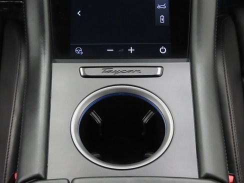 Certified 2022 Porsche Taycan Turbo S AWD/4WD image 30