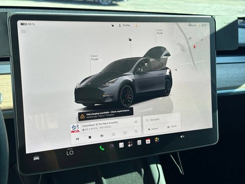 Used 2022 Tesla Model Y Performance AWD/4WD image 16