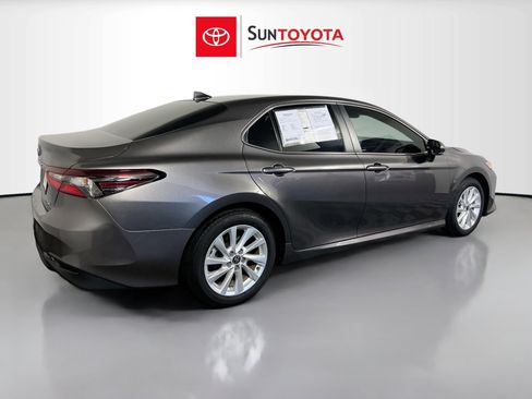 Used 2024 Toyota Camry LE w/ Convenience Package image 4