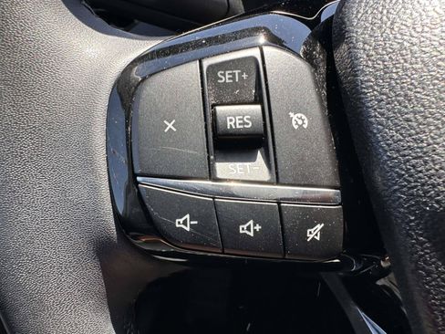 Used 2022 Ford Escape SE w/ SE Sport Appearance Package AWD/4WD image 17