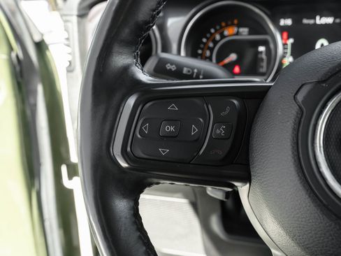 Used 2021 Jeep Wrangler Unlimited Sport image 19