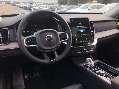 New 2026 Volvo XC90 B6 Ultra w/ Protection Package Premier image 16