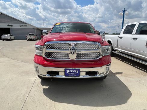 Used 2016 RAM 1500 Laramie w/ Convenience Group AWD/4WD image 9