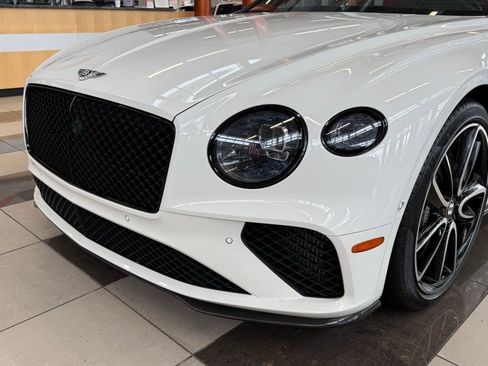 Used 2020 Bentley Continental GT image 4