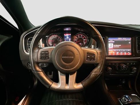 Used 2014 Dodge Charger SXT image 12