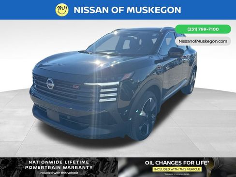 New 2026 Nissan Kicks SR w/ SR Premium Package image 3