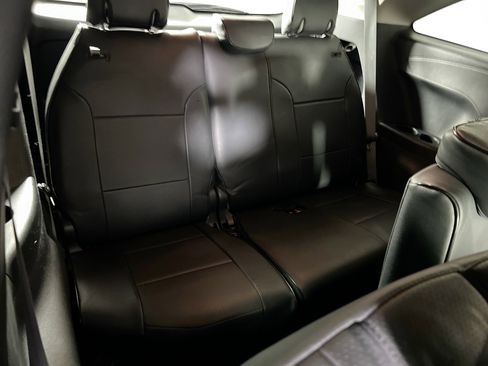 Used 2025 Toyota Sienna LE w/ LE Plus Package image 26