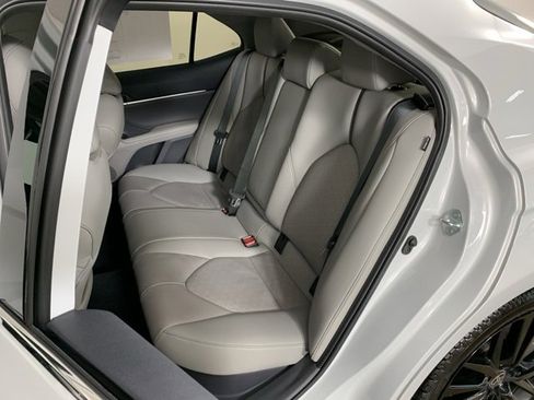 Used 2023 Toyota Camry XSE image 33