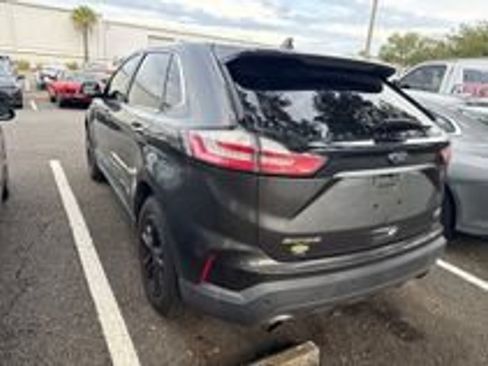 Used 2019 Ford Edge SEL w/ Equipment Group 201A FWD image 3