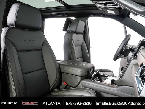 New 2026 GMC Yukon Denali w/ Denali Reserve Package AWD/4WD image 23