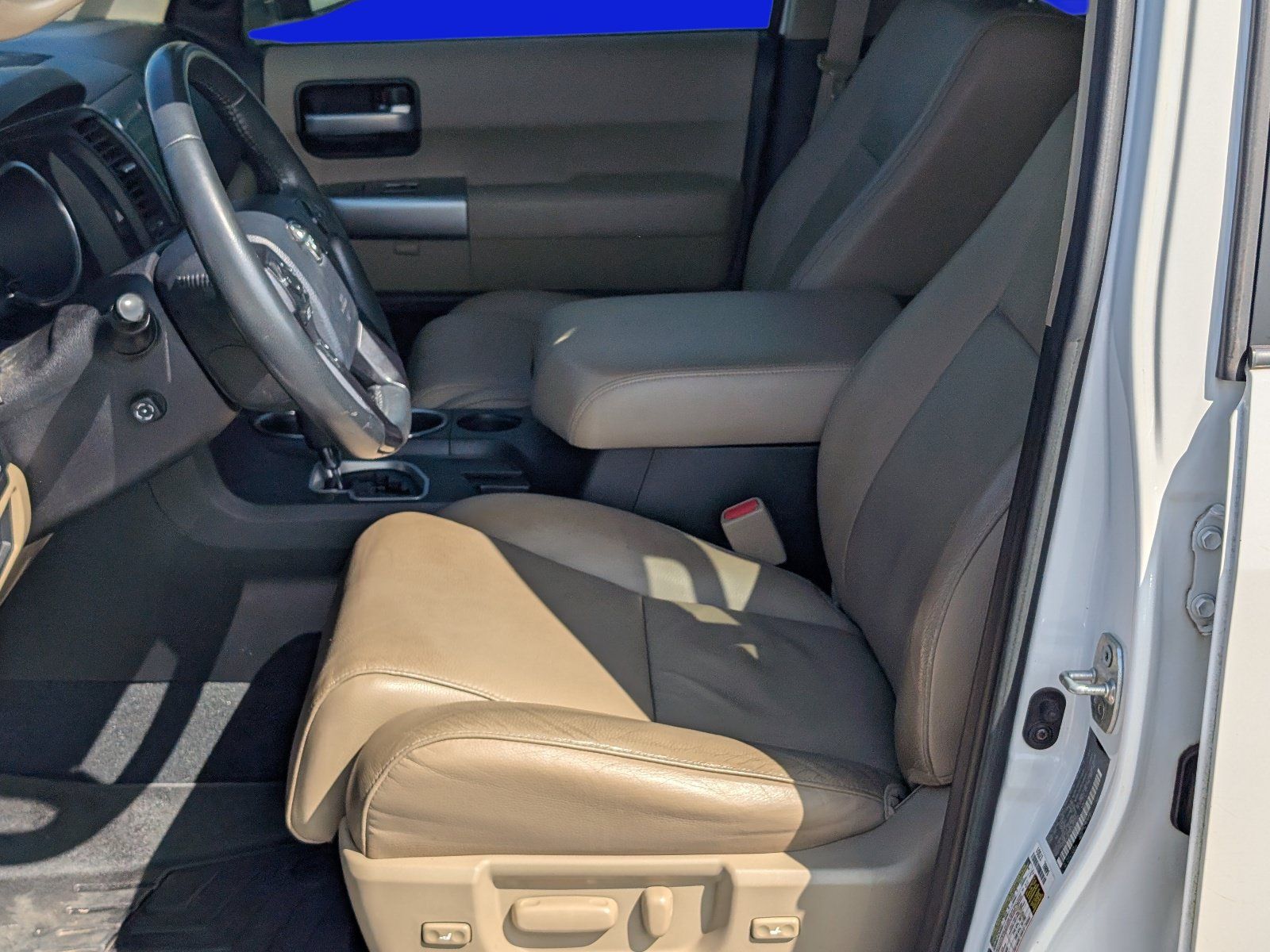 Used 2020 Toyota Sequoia Limited w/ Safety & Convenience Package RWD image 13